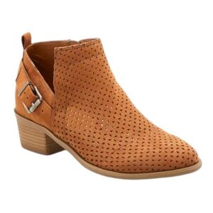 Universal Thread Camdyn Laser Cut Buckle Bootie Cognac Medium Brown 9.5